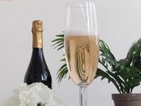 Flûte à champagne géante – L'avant gardiste