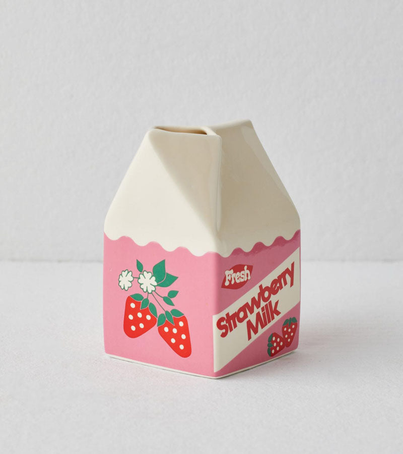 Vase brique de lait à la fraise