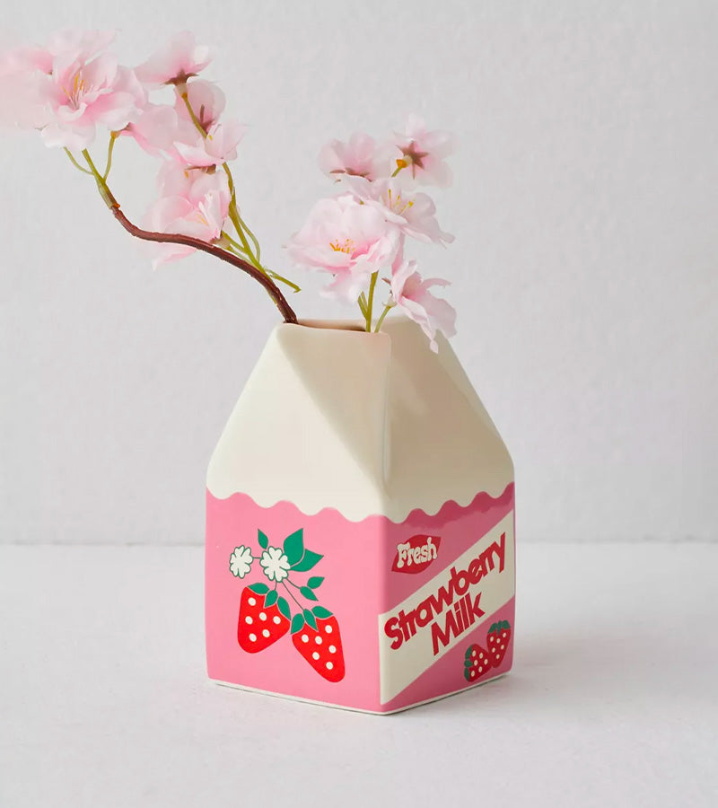 Vase brique de lait à la fraise