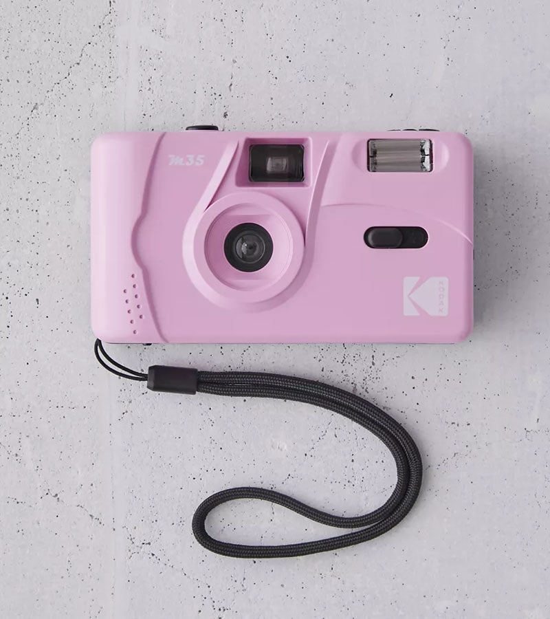 Retrouvez l'appareil photo jetable ou prêt à photographier - Kodak Express  Paris 2